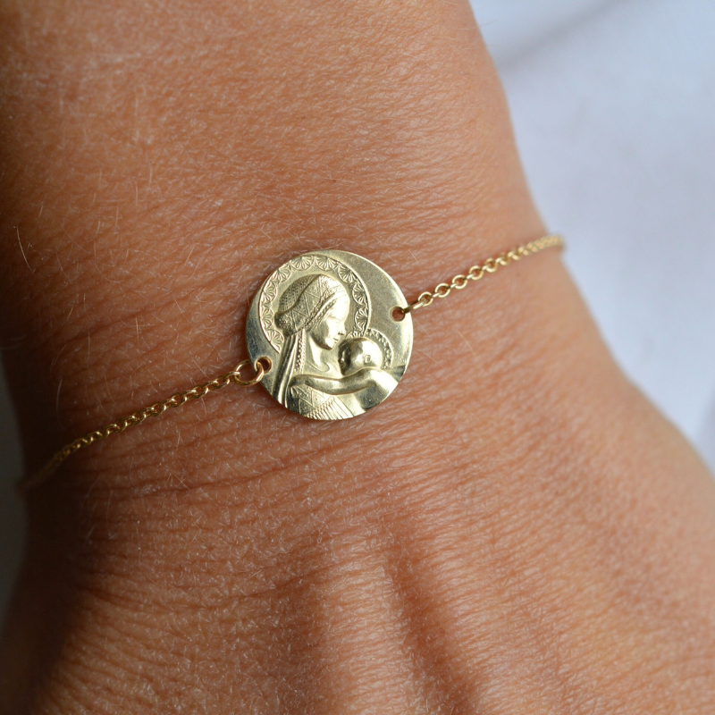 https://www.laudate.fr/bracelet-medaille/22139-bracelet-medaille-douce-mere.html