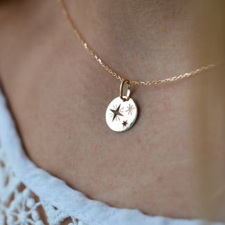 Bijou pendentif Mini croix étoilée