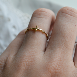 Anillo abierto de oro con...