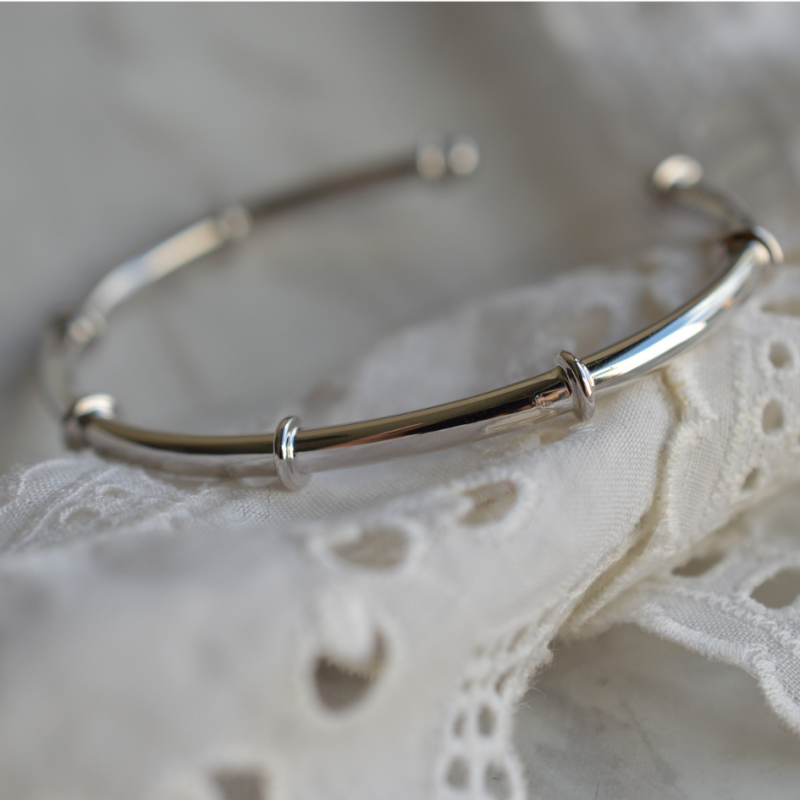 Jonc femme héritage en argent Jonc femme héritage en argent