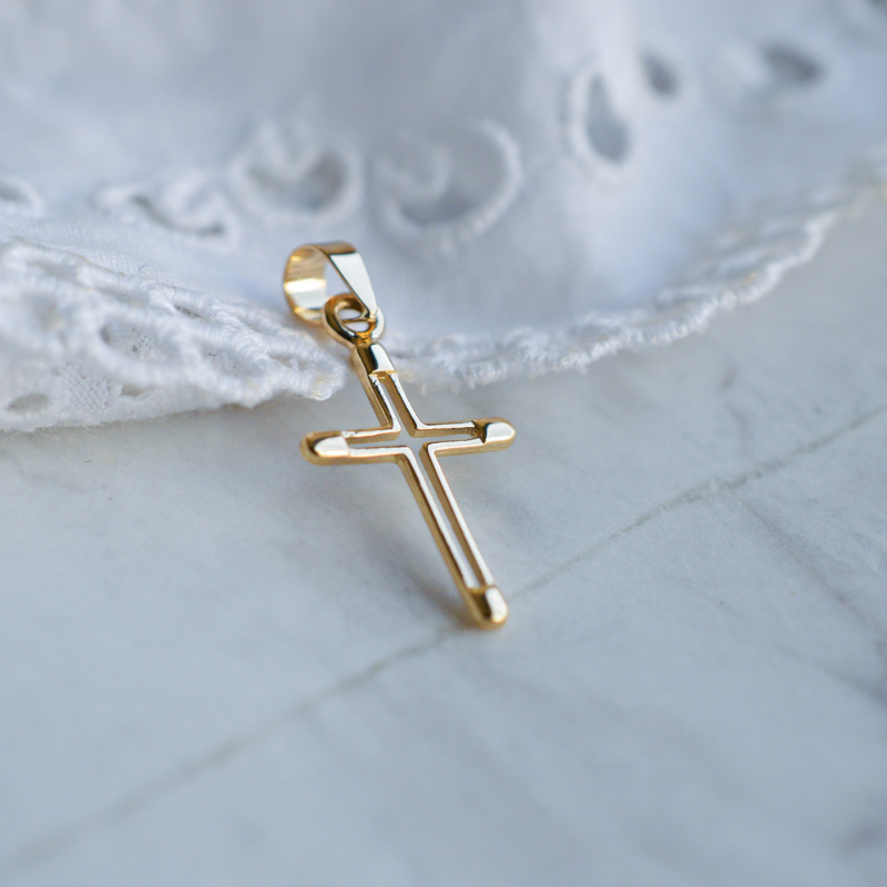 Pendentif Croix Elisabeth Ajourée Or Jaune 18 Carats - Maison Laudate