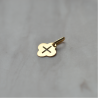 Colgante Mini Trébol con Cruz de Oro de 18 Quilates - Maison Laudate
