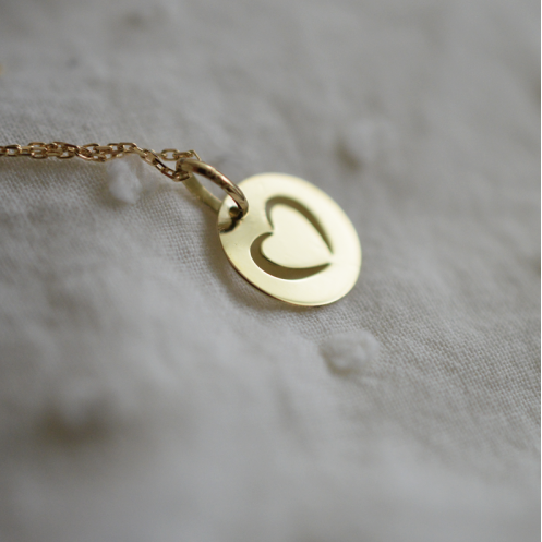 Bijou pendentif Mini coeur ajouré Bijou pendentif Mini coeur ajouré