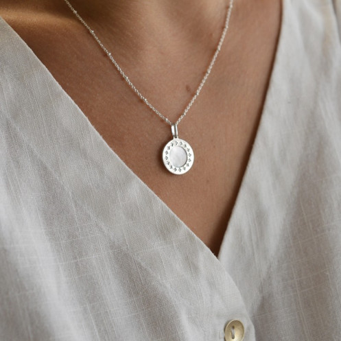 Pendentif argent et nacre Pendentif argent et nacre