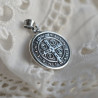 Medaille bapteme Saint benoit recto verso en argent massif - Maison Laudate
