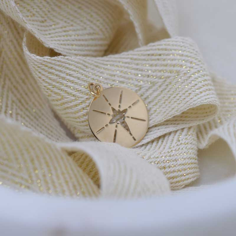 Pendentif Étoile du Berger en Or 18 Carats - Maison Laudate Pendentif Étoile du Berger en Or 18 Carats - Maison Laudate