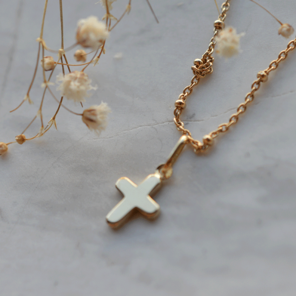 Croix bapteme Le Sacrifice