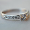 Solitaire Diva en diamants 0,40 carats et or blanc