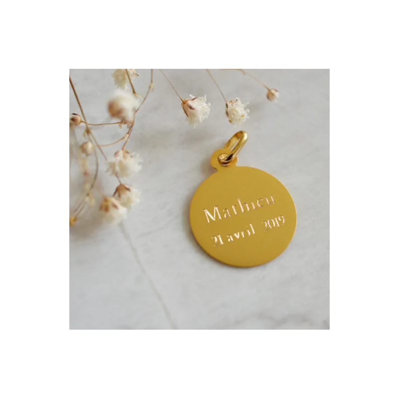 Médaille de Baptême Le Messager Or Jaune 18 Carats - Maison Laudate Médaille de Baptême Le Messager Or Jaune 18 Carats - Maison Laudate