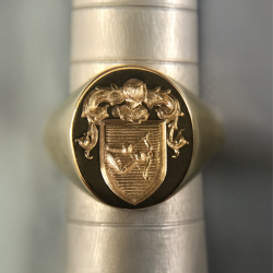 Chevalière or homme ovale 17 x 14.5 gravure personnalisée