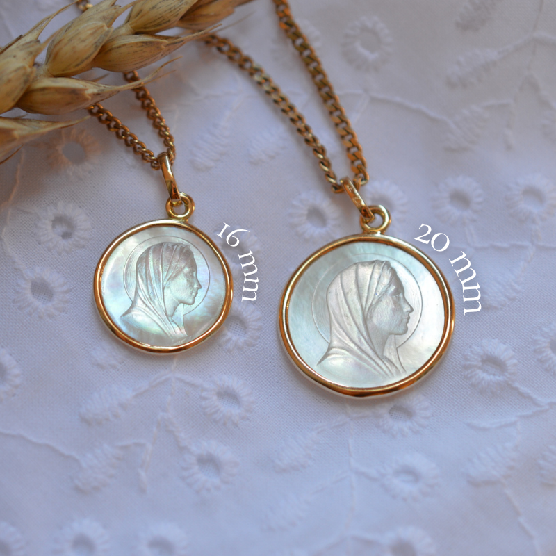 medaille or et nacre annonciation Laudate