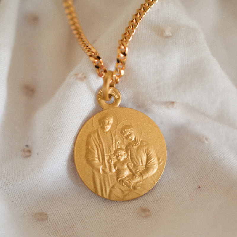 Medaille bapteme Sainte Famille aimante Medaille bapteme Sainte Famille aimante