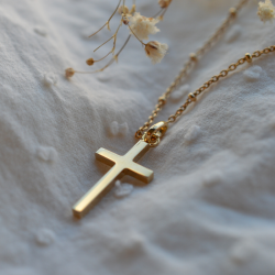 Pendentif Grande Croix Massive or 9 carats