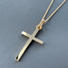 Croix classique 9 carats
