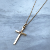 Croix classique 9 carats