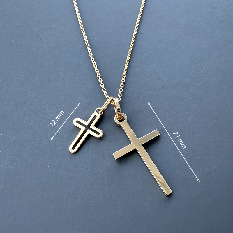 Croix classique 9 carats