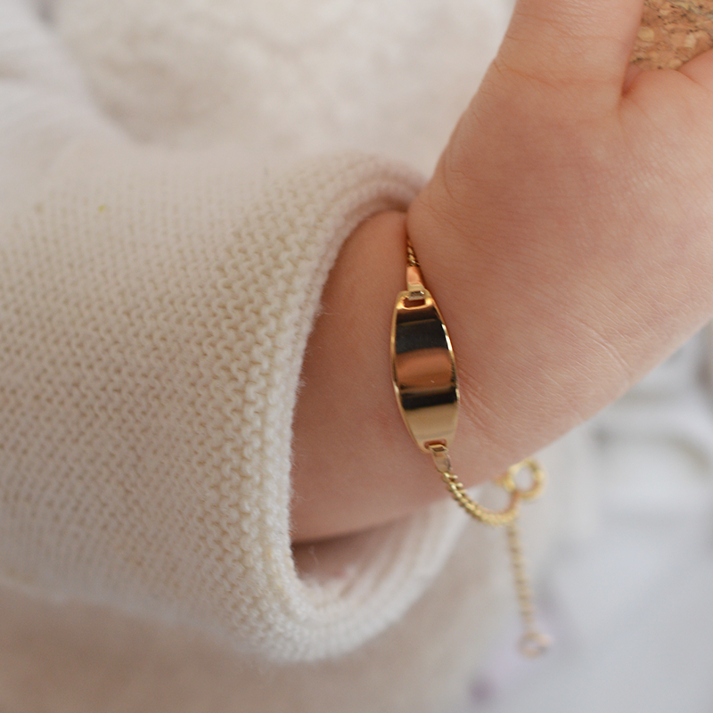 Gourmette bebé ovalada malla jaserón en Oro 18 Quilates