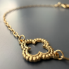 Pulsera Honorine Cruz Gótica Aportada Perlada - Oro de 9 Quilates